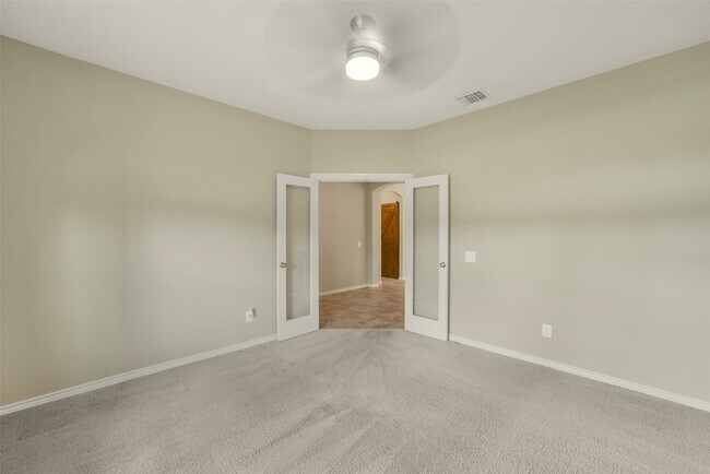 Building Photo - 9651 Thimbleweed Dr