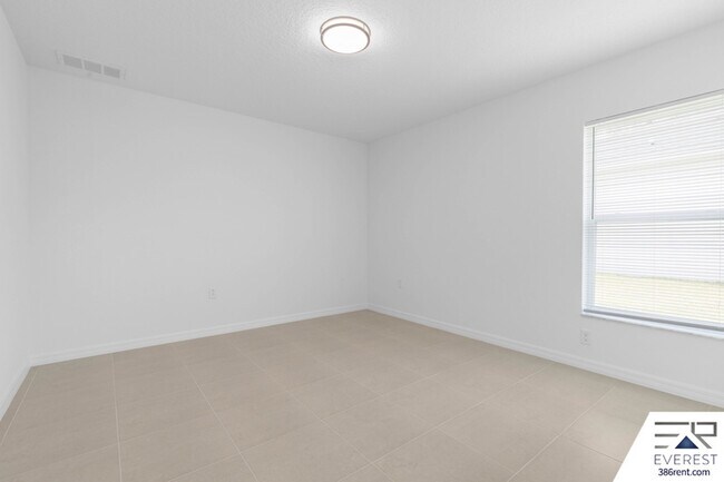 Building Photo - 6 Sellner Pl