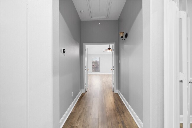 Building Photo - 17526 Golden Glade Ln