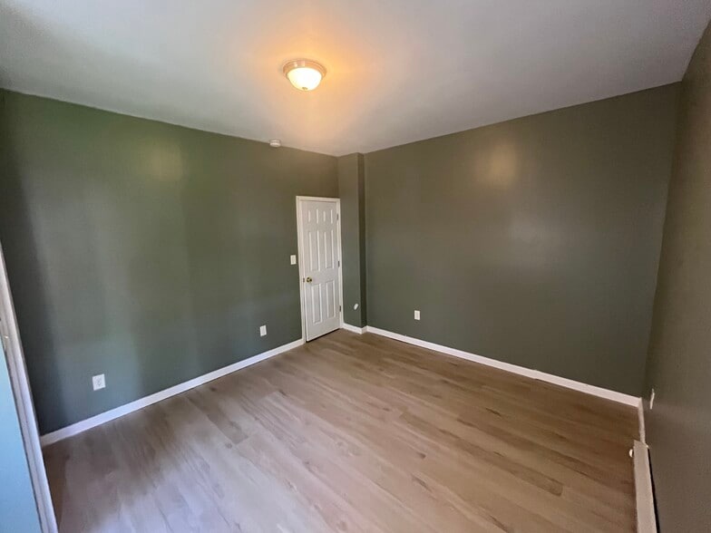 bedroom 2 - 338 N 63rd st