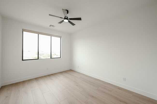 Building Photo - 15006 N Ivory Dr