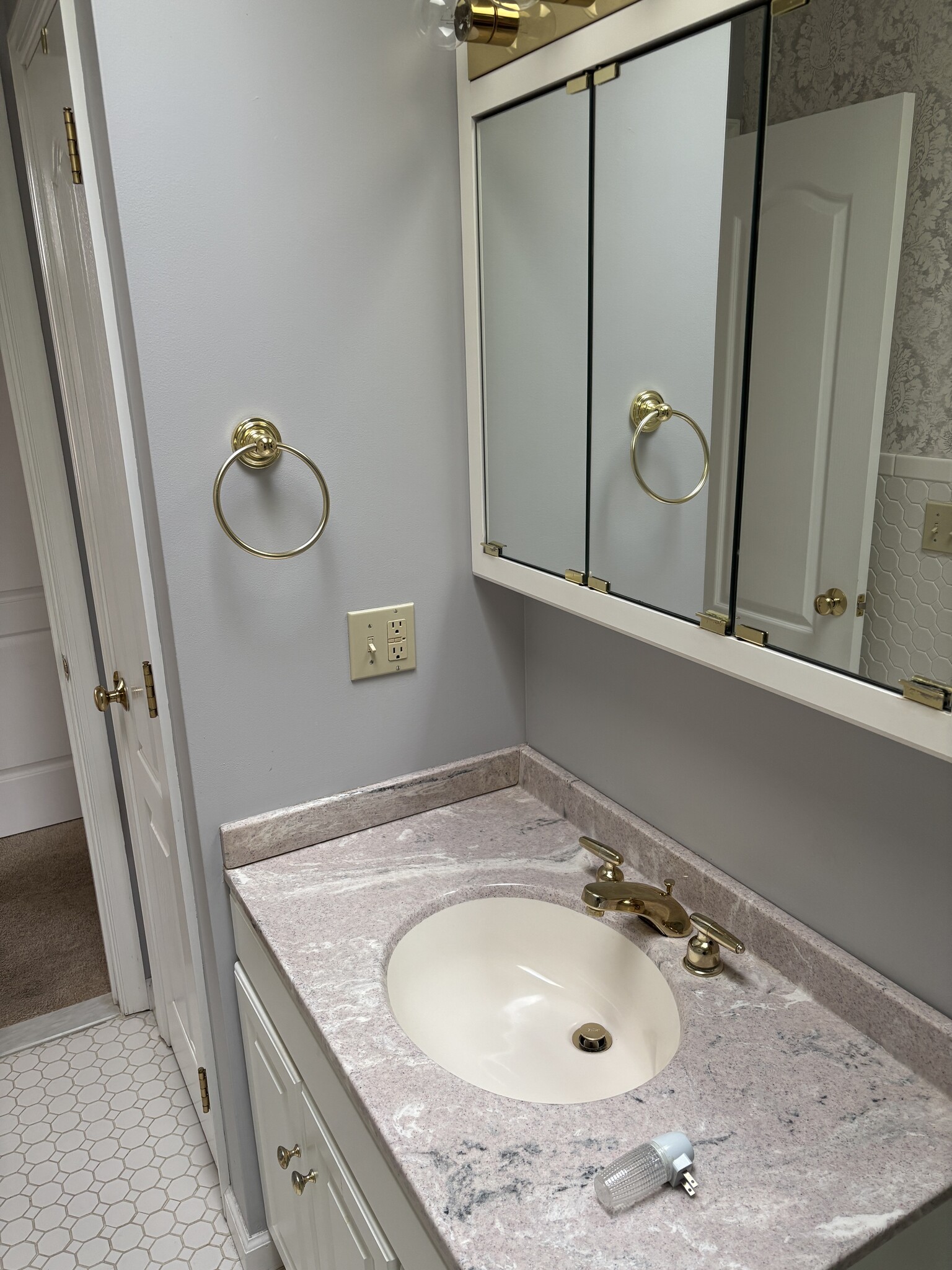 Bathroom - 1180 Chestershire Pl