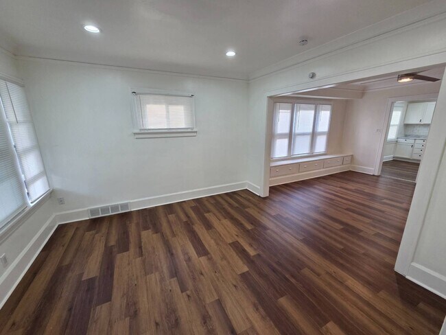 Building Photo - 12417 Soika Ave