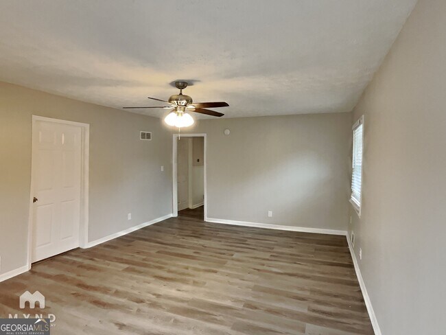 Building Photo - 3821 Rex Mill Square