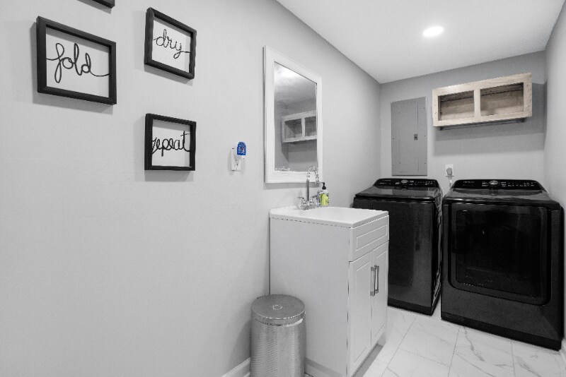 Building Photo - 634 Pollard Rd