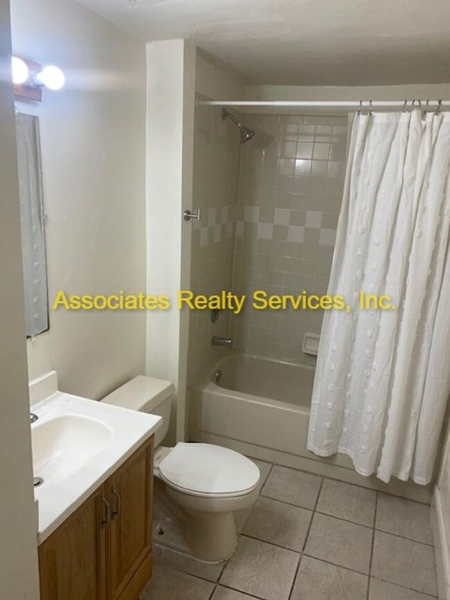 Building Photo - 3 Bed/2 Bath Home in NW Gainesville!!! Ful...