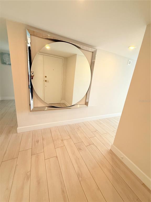 Building Photo - 3301 Bayshore Blvd