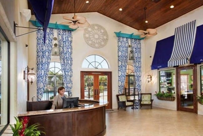 Building Photo - 3053 Beach Palm Ave