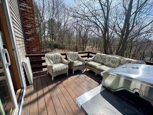 Building Photo - 15 Curlew St