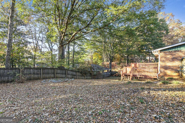 Building Photo - 920 Vfw Dr