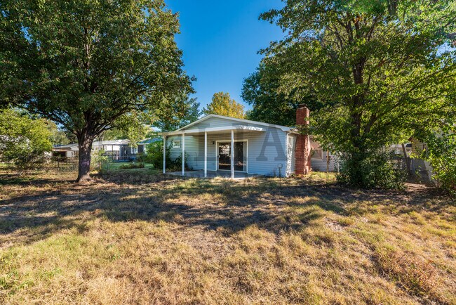 Building Photo - 169 Western Ave