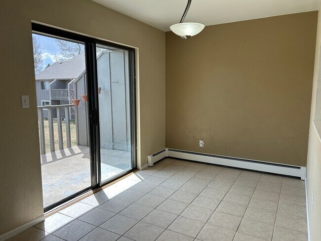 Building Photo - Spacious 2 Bedroom Fort Collins Condo - Available Now