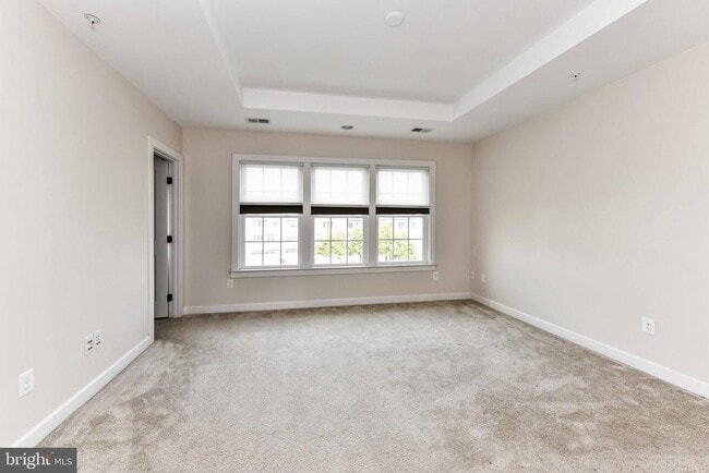 Building Photo - 3160 Yeager Dr
