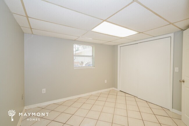 Building Photo - 7216 Gulf Breeze Cir
