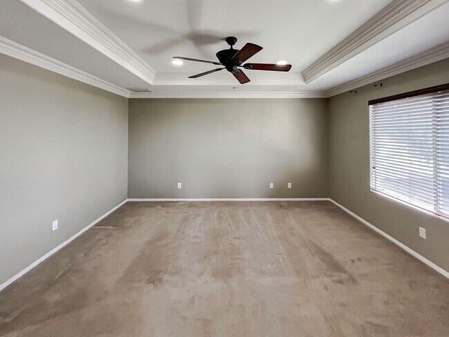 Building Photo - MUST SEE! Beautiful 3 bedroom + Loft + Office Space (or convert to 4th bedroom) + Large Backyard ...