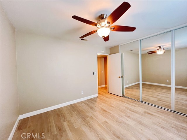 Building Photo - 24232 Sylvan Glen Rd