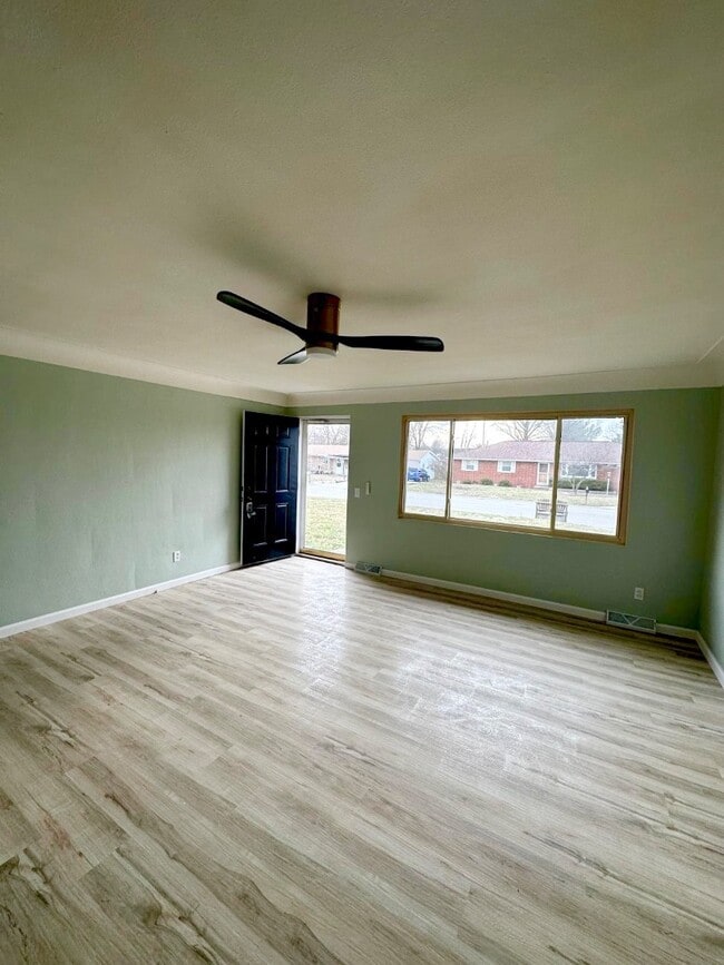 Building Photo - 5216 Bonita Blvd