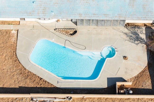 Building Photo - HORSE TRAINERS! MUST SEE HORSE PROPERTY AWESOME ACRAGE 5 ACRES Beautiful Custom 1 story home in W...