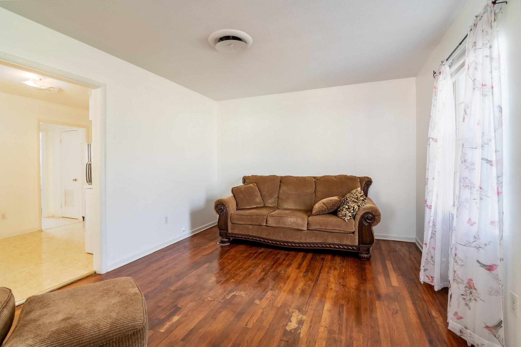 Living Room - 1005 S 3rd St