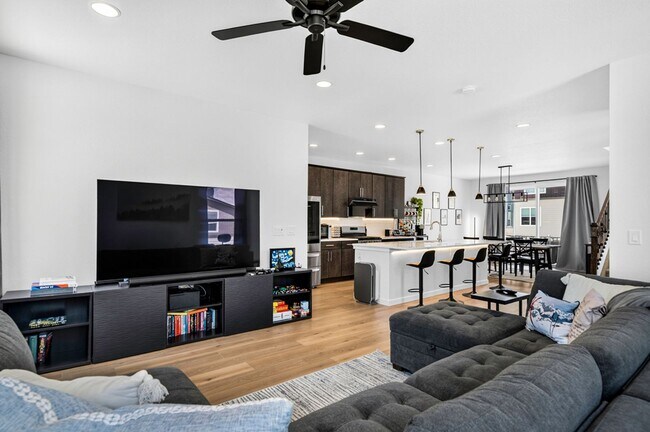 Building Photo - Wonderful Home