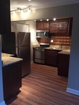 Building Photo - 4 Nixon Ln