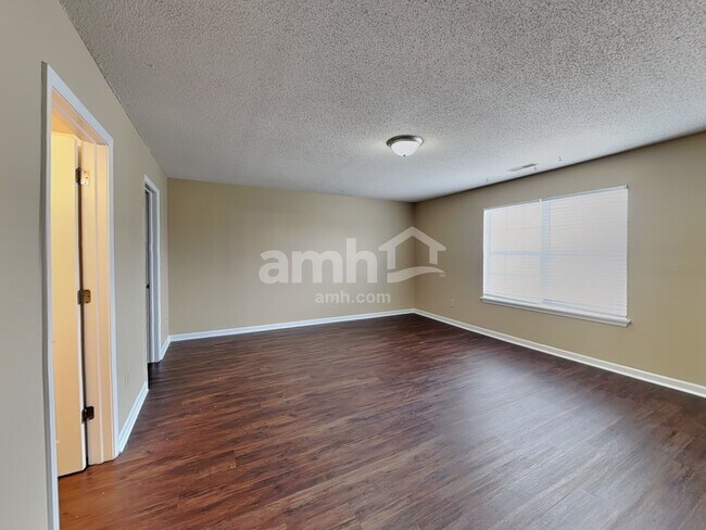 Building Photo - 17378 Austrian Pine Way