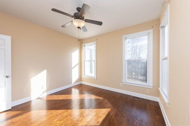 Building Photo - 232 Beech Tree Hollow NW