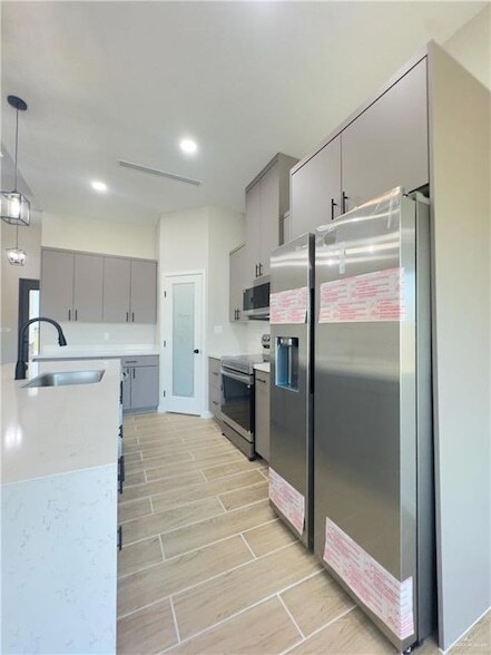 Building Photo - 1003 Durango Dr