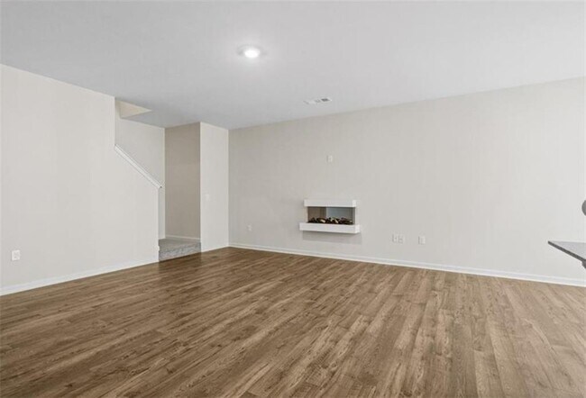 Building Photo - 445 Stoneybrook Dr