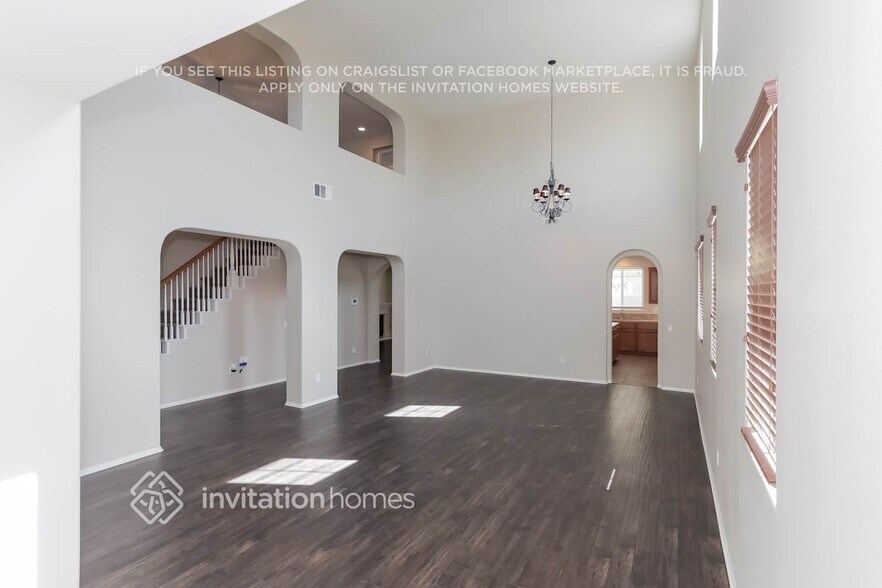 Building Photo - 4808 Avenue J-4