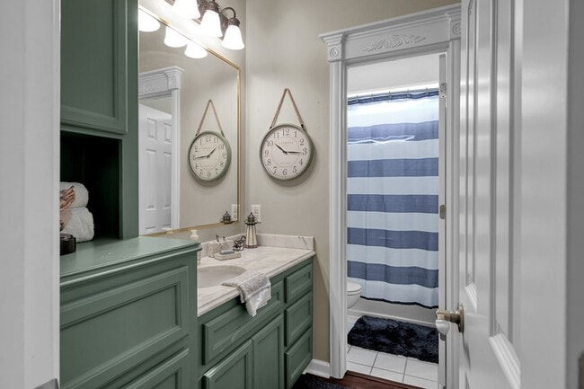 Building Photo - 192 Monterrey Rd W