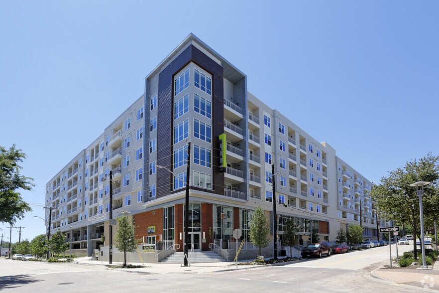 Revl Crockett Row 3001 Crockett St Fort Worth TX 76107 Apartment Finder