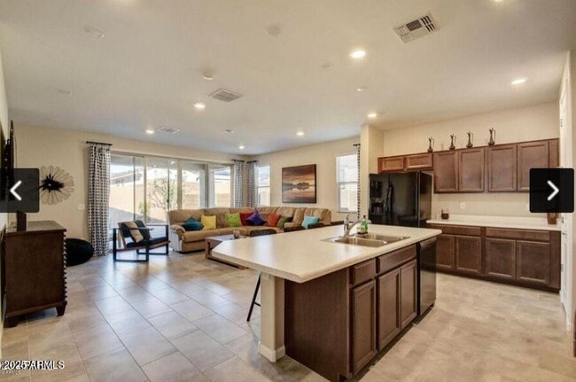 Building Photo - 4040 W Monona Dr