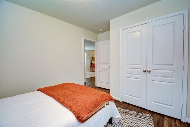 Building Photo - 6807 Alum Rock Ln