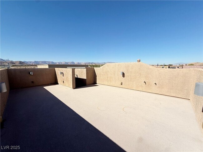 Building Photo - 7769 Britton Rose Dr