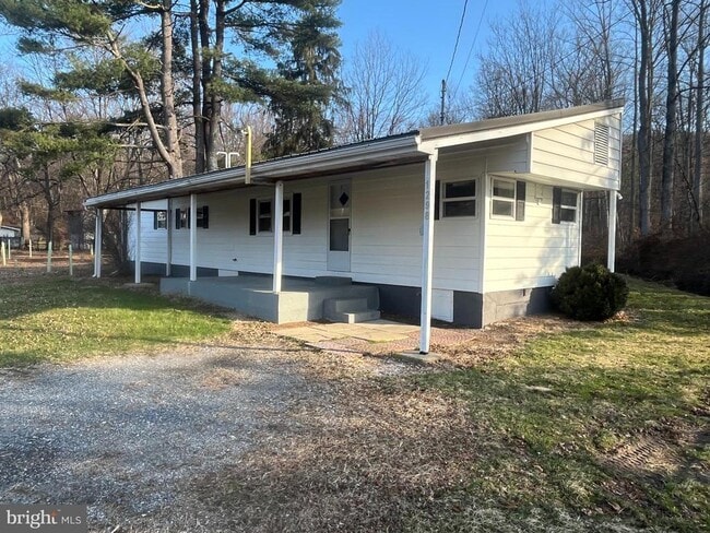 Building Photo - 1298 Black Gap Rd