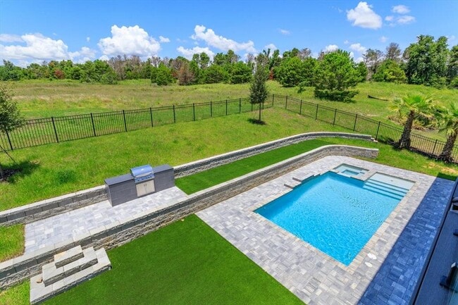 Building Photo - 16825 Bolsena Dr
