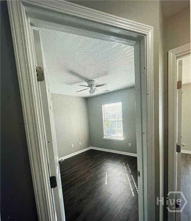 Building Photo - 510 Canyon Oak Loop