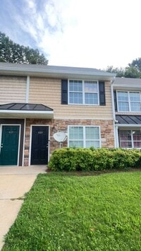 Building Photo - 438 White Ingram Pky