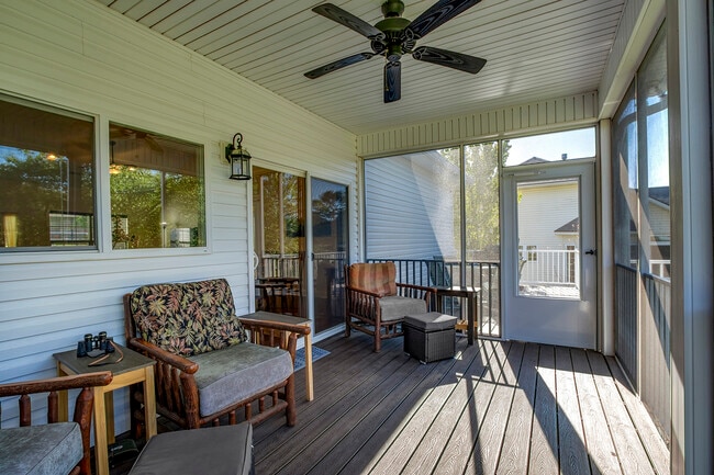 Building Photo - 134 Daleyuhski Way