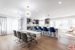 Building Photo - 18721 Hatteras St