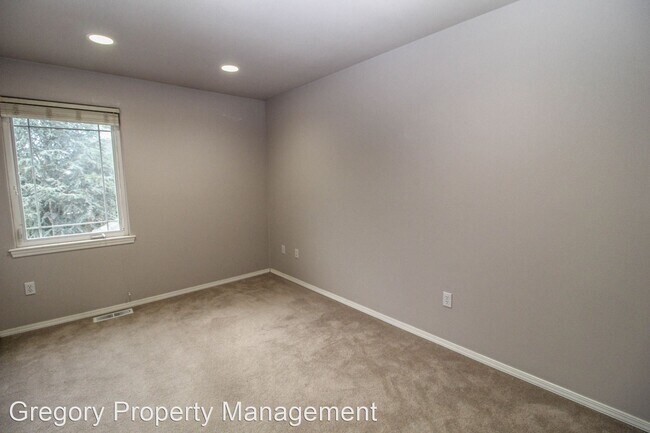 Building Photo - 4 br, 2.5 bath House - 18114 28th Drive SE