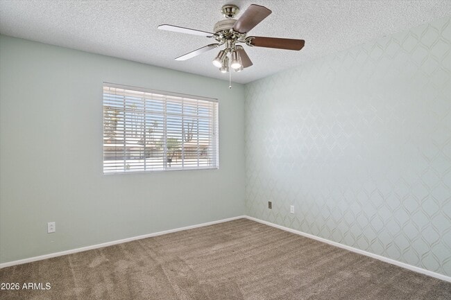 Building Photo - 3526 E Sahuaro Dr