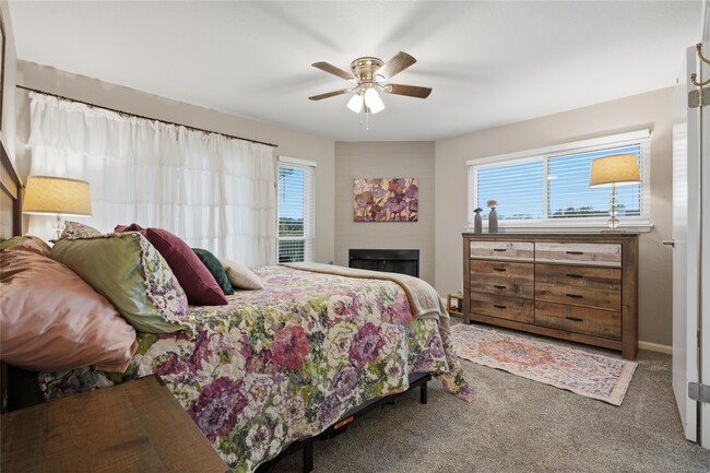 Building Photo - 18617 Egret Bay Blvd