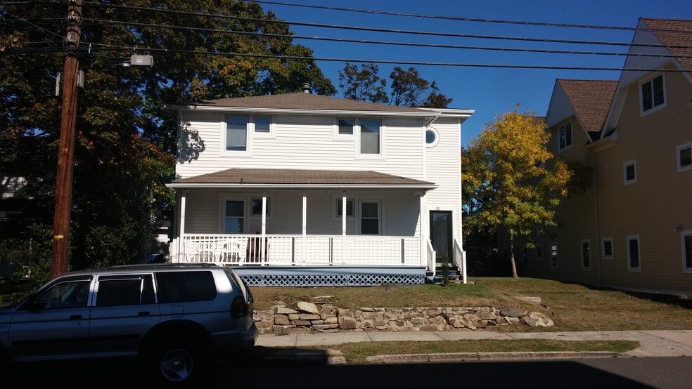 Primary Photo - 11 1st Street