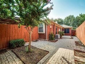 Building Photo - 524 Grace Dr