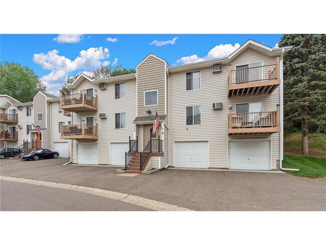 Building Photo - 926 Wescott Trail