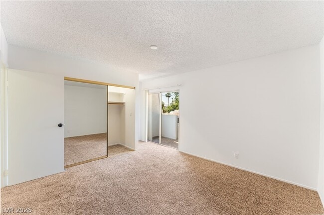 Building Photo - 1406 N Jones Blvd