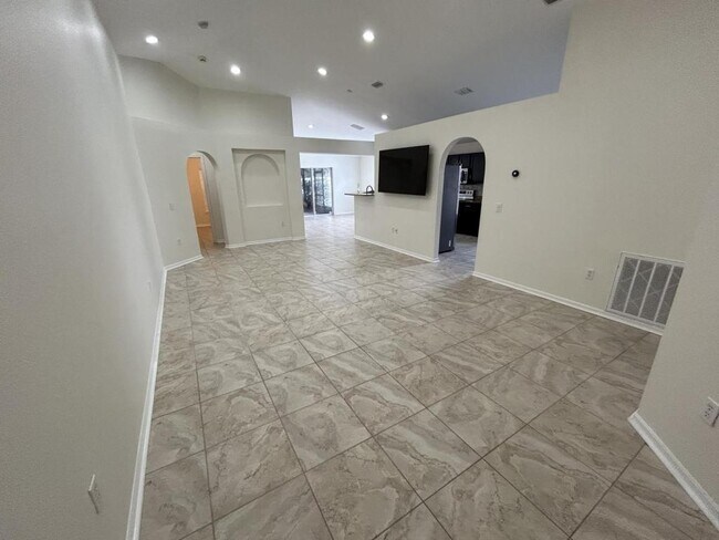 Building Photo - 3257 Helmel Ct