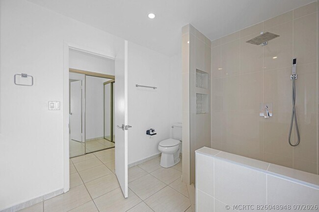 Building Photo - 9515 SW 118th Ct